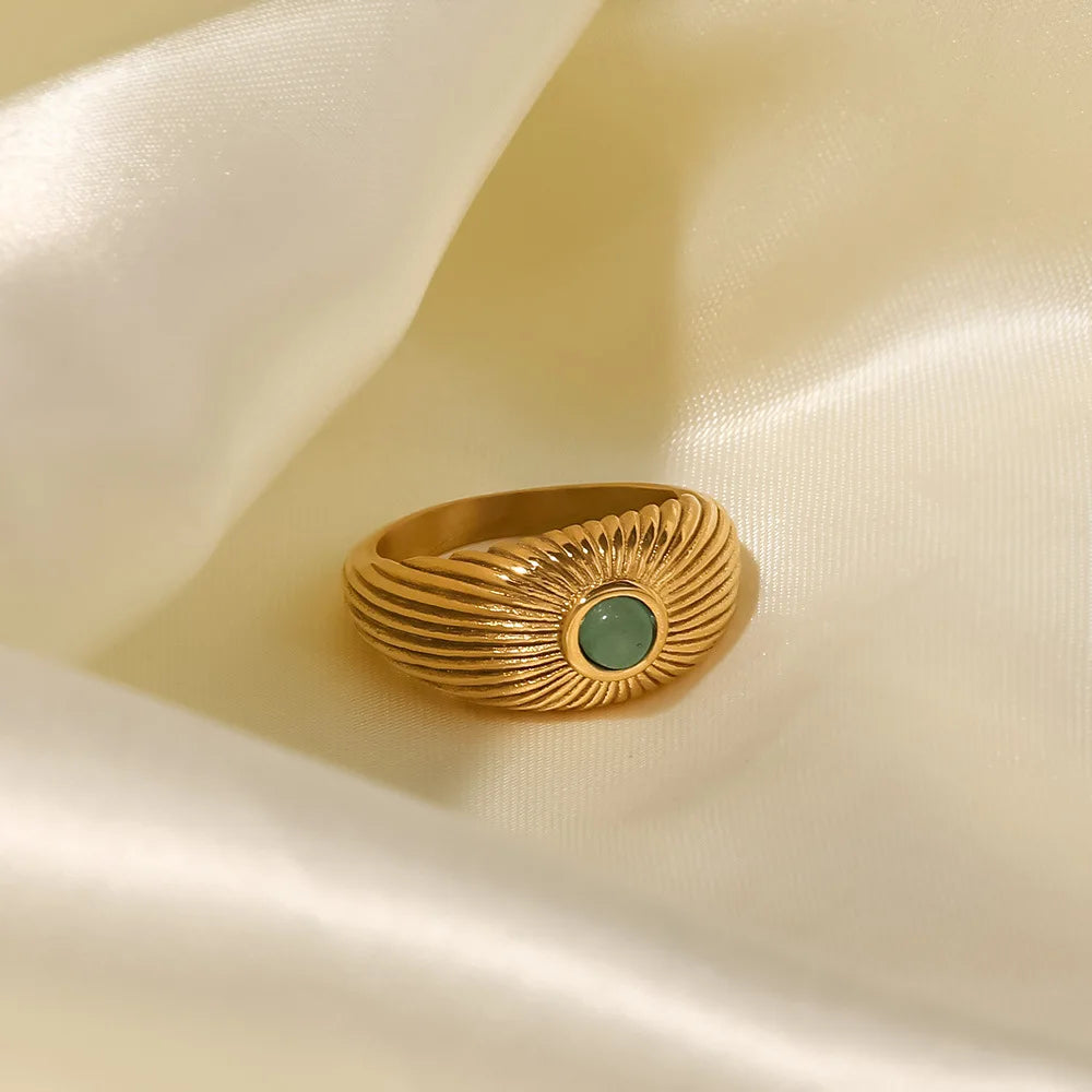 Isis Ring